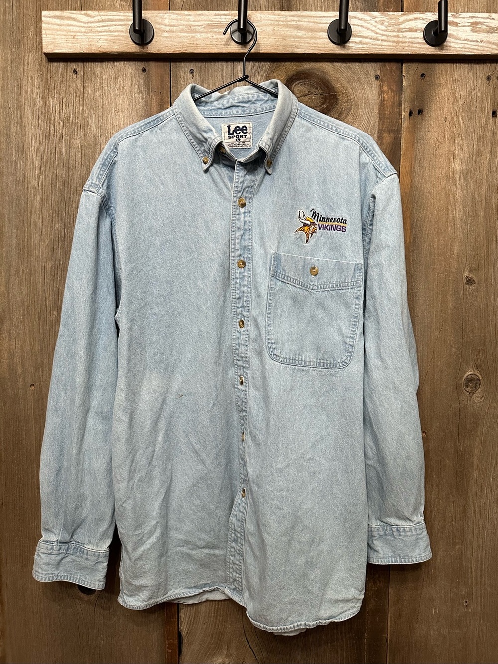 Lee Sport Vintage 90s Minnesota Vikings Denim Button Down Shirt Size L NFL